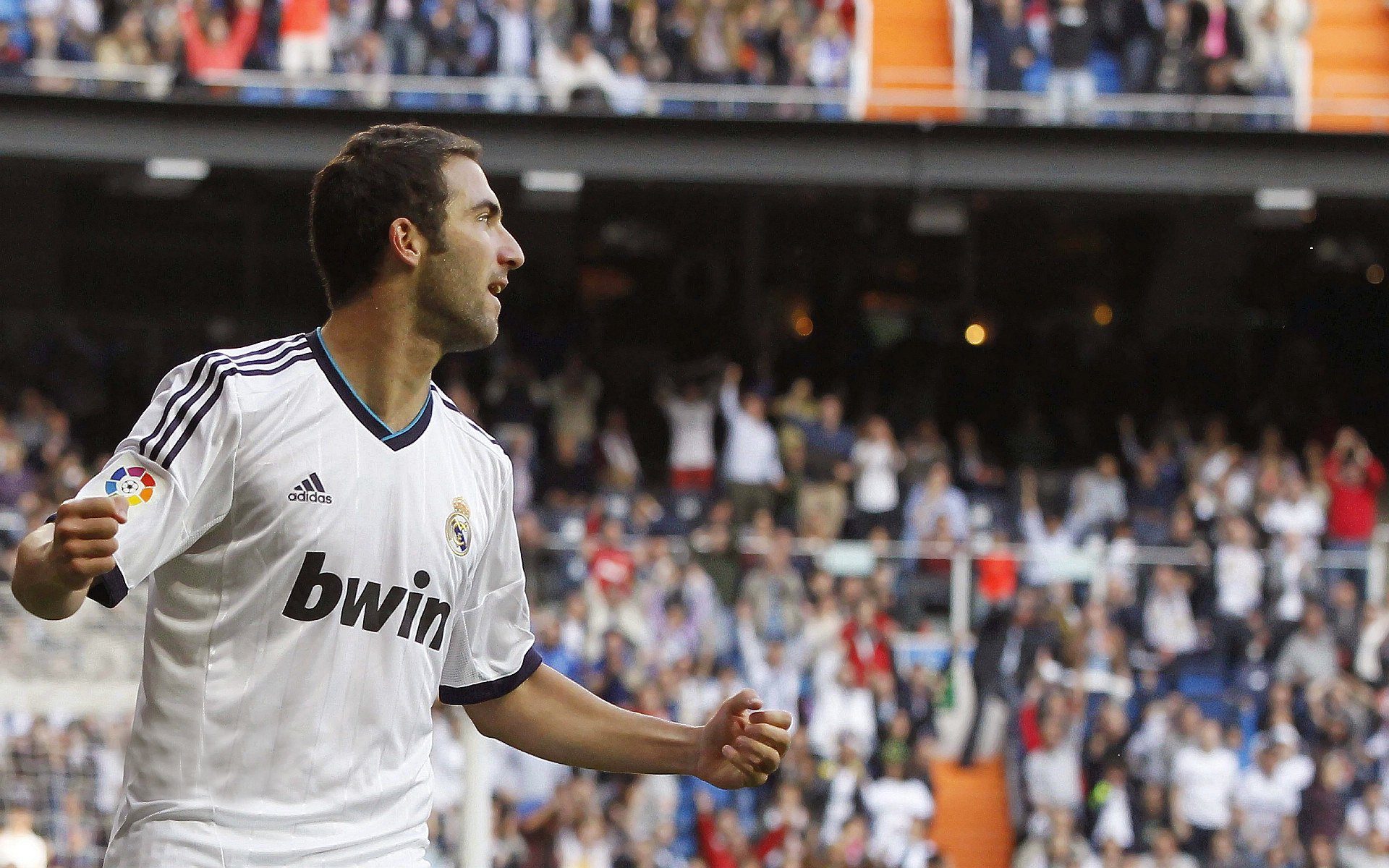 哈里·凯恩转会拜仁，挑战德甲，哈里凯恩过人