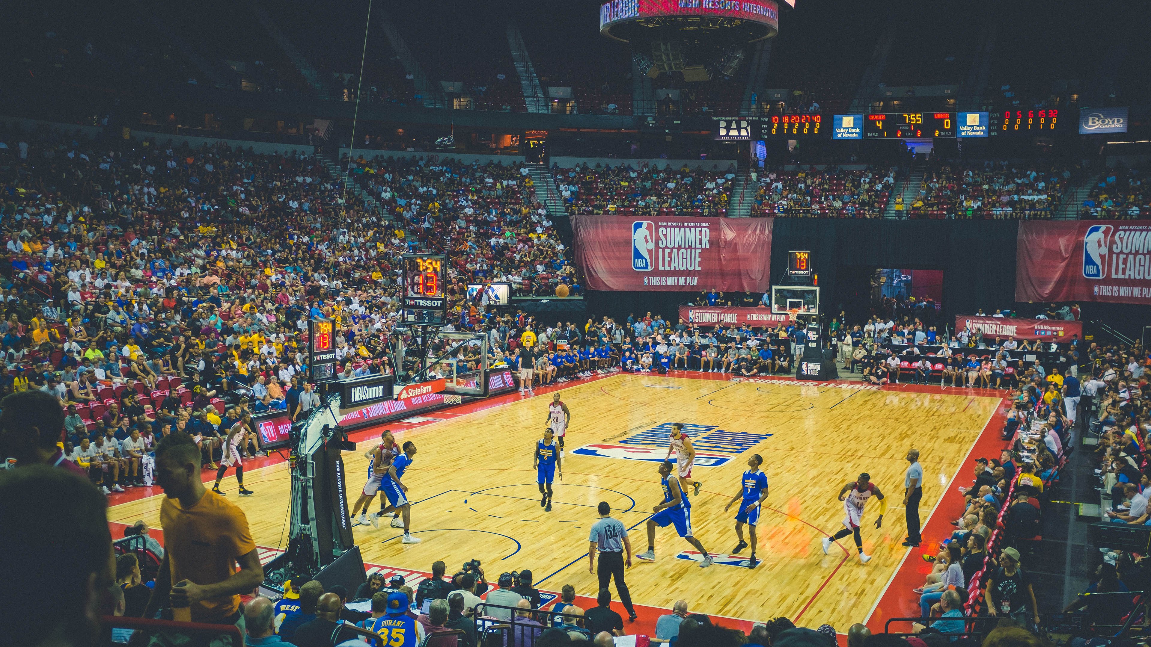 多支球队坐拥神射手，进攻火力难以阻挡，神射手打法