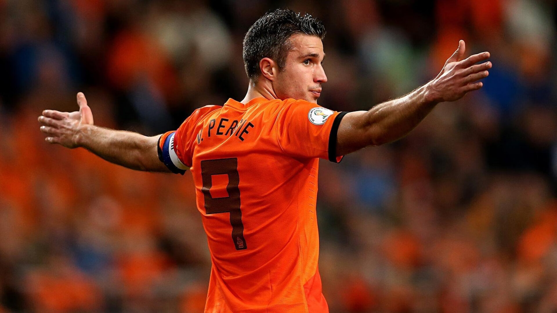 西甲球员情绪管理机制在密集赛季中的应用,西甲球队关系探究